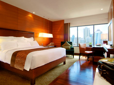 With a splendid location and smart rooms, this is one of the best business hotels on Sukhumvit Road Bangkok