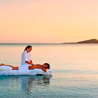 Australian spa resorts, Hayman Island seaside massage