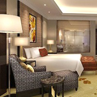 Fairmont Chengdu vs Waldorf - Fairmont rooms prefer a dark woody feel for corporates