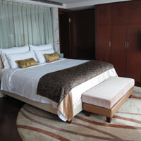 Chengdu business hotels review - Kempinski Hotel suites are spacious - photo by Vijay Verghese
