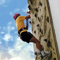 Singapore kid friendly hotels, Shangri-La Sentosa, rock climbing wall