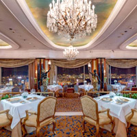 Hong Kong conference hotels review, Island Shangri-La's Petrus restaurant