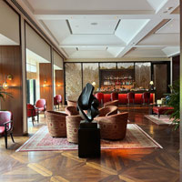 The new look Oberoi New Delhi, Club Bar