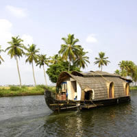 Kerala guide, houseboat on the backwaters