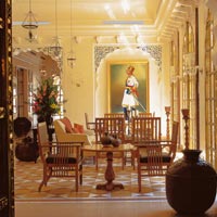 Rajasthan palace hotels, Oberoi Rajvilas, regal interiors