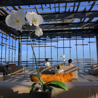 Best Bali romantic hotels, Alila Uluwatu's 'birdcage' for sunsets and cliff-edge views