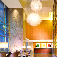 Ritz-Carlton Jakarta Pacific Place - bright lobby
