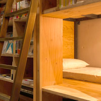 Tokyo bookstore hotel, Book And Bed, sleep in the shelves...