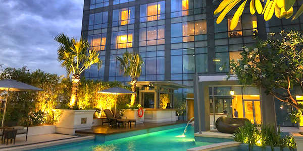 Raffles Makati is one of the best Manila luxury hotels with a style and service all its own