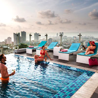 Rooftop pool at Cinnamon Red Colombo