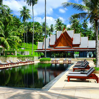 Phuket luxury resorts, Amanpuri's signature black tile pool
