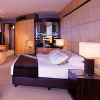 Dubai business hotels review, Shangri-La room
