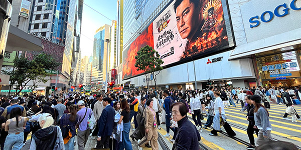 Hong Kong shopping guide down fun back lanes and weekend markets