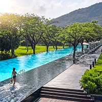 Park Hyatt Sanya at Sunny Bay is very contemporary and artsy but welcomes children