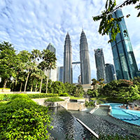 Guide to KL rooms with a view, Traders has excellent Twin Tower views compared vs EQ or even Four Seasons