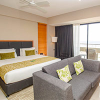 PNG and Port Moresby hotels review, Ela Beach