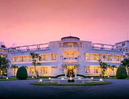 Azerai La Residence Hue pilgrimage packages